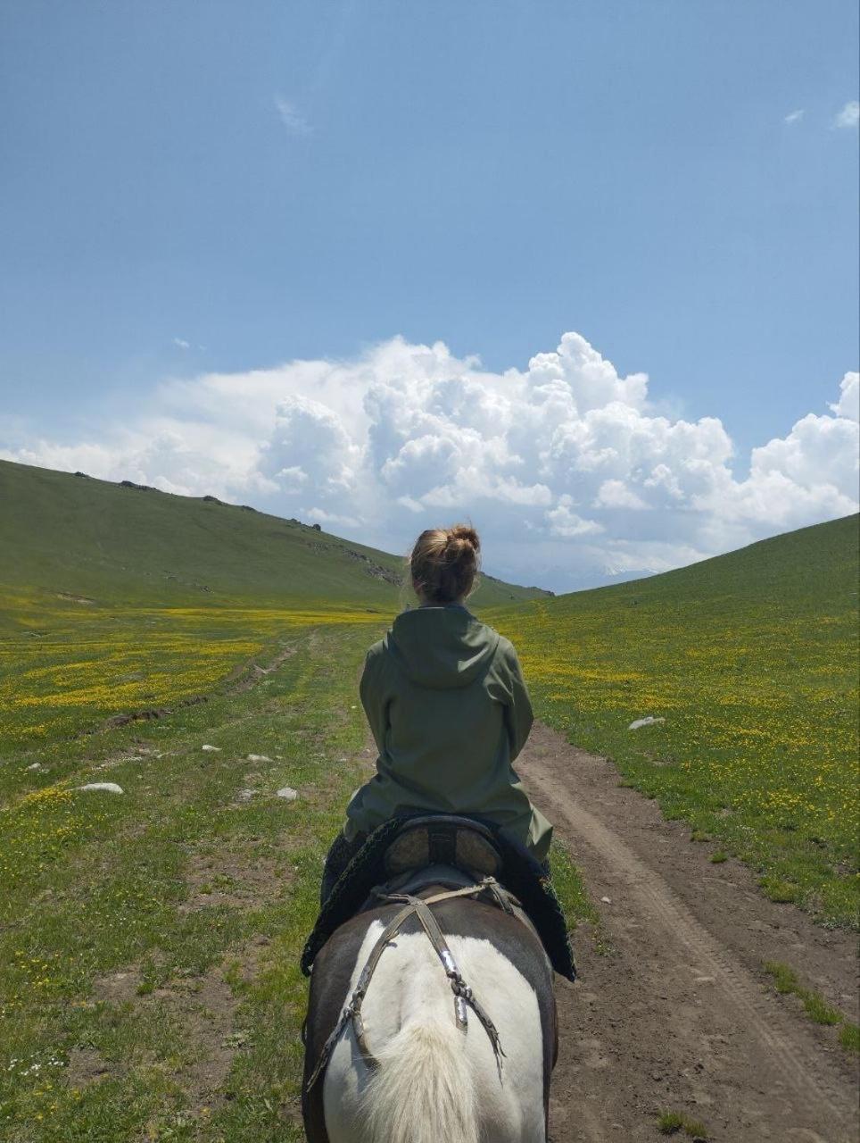 Yurt Camp Azamat At Song Kol Lake Bagysh Экстерьер фото