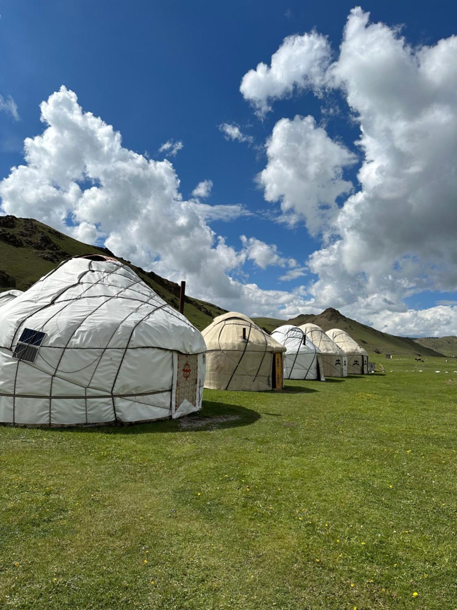 Yurt Camp Azamat At Song Kol Lake Bagysh Экстерьер фото